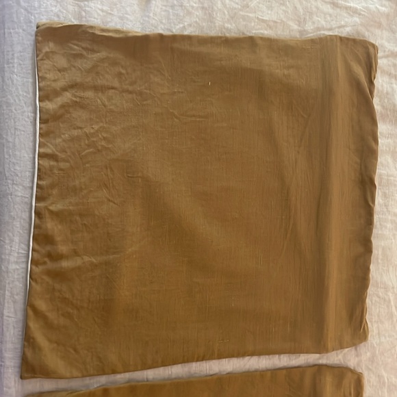 Set of 2 Coterie Brooklyn Pillow covers - Picture 4 of 8